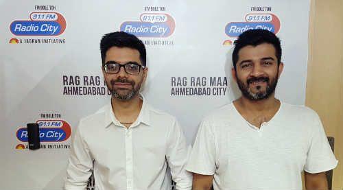 Sachin Jigar : Who is good with female fans?